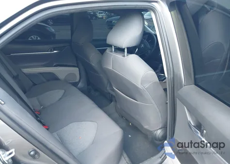 2023 Toyota Camry Le z USA, uszkodzony, nr VIN 4T1R11AKXPU736145